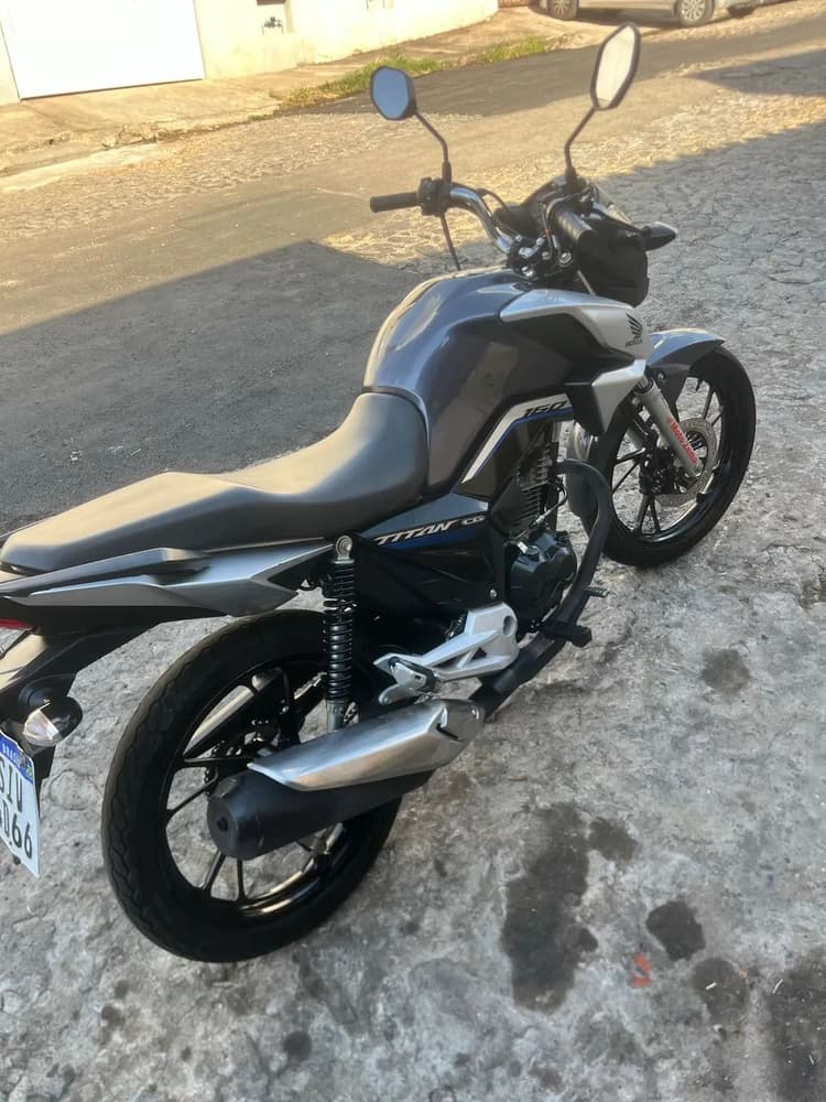 Vendo titan 160cc