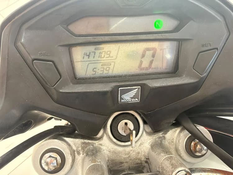 Vendo Moto Titan 2014
