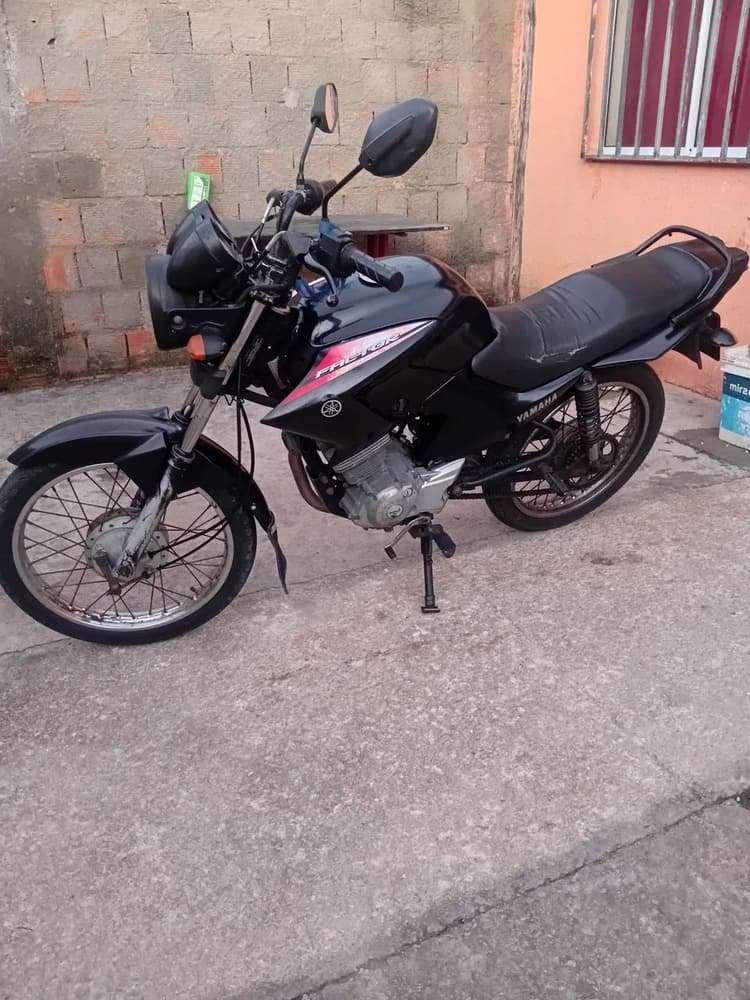 Vendo factor 125,  2014  ta enplacada 