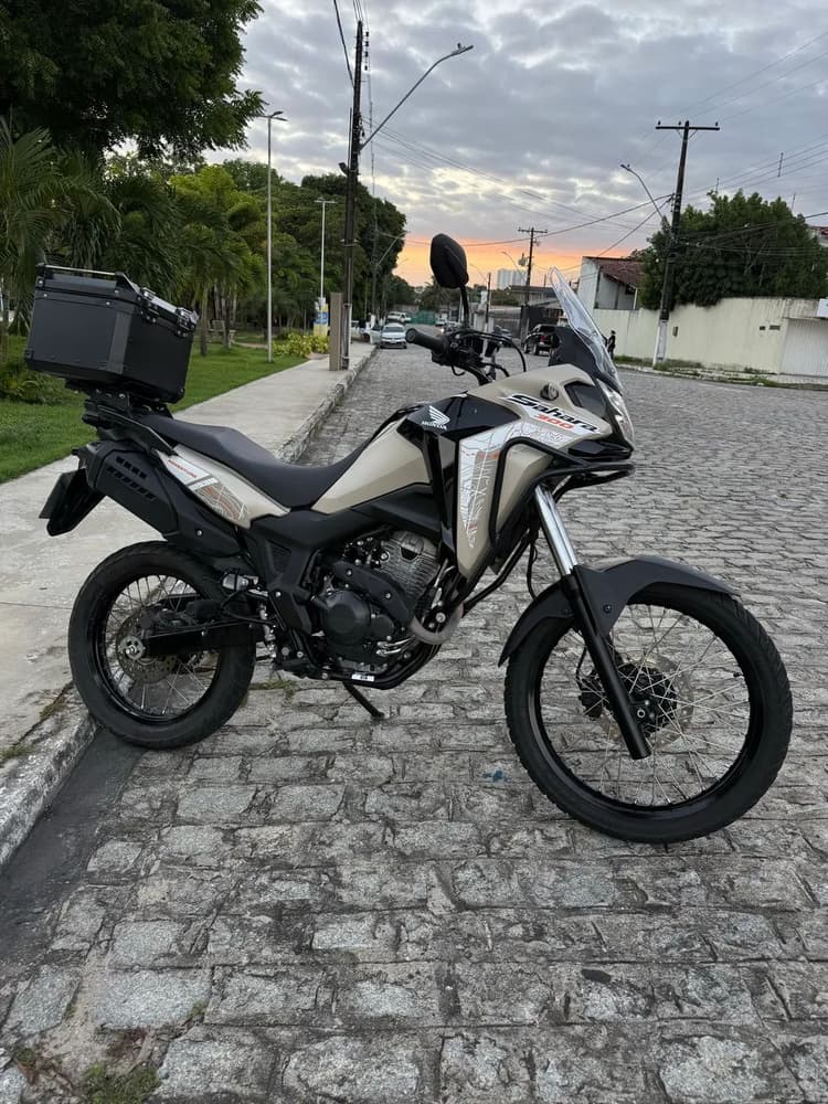 Honda Sahara 300 ADV