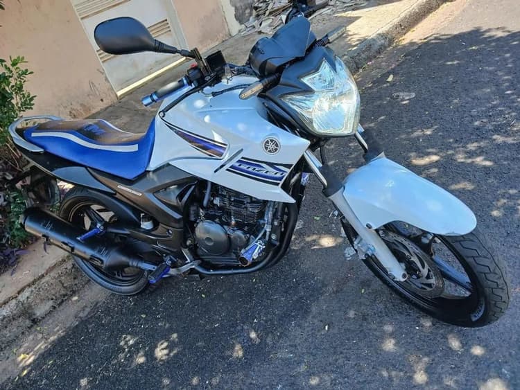 Vendo fazer 250 flex 2014 