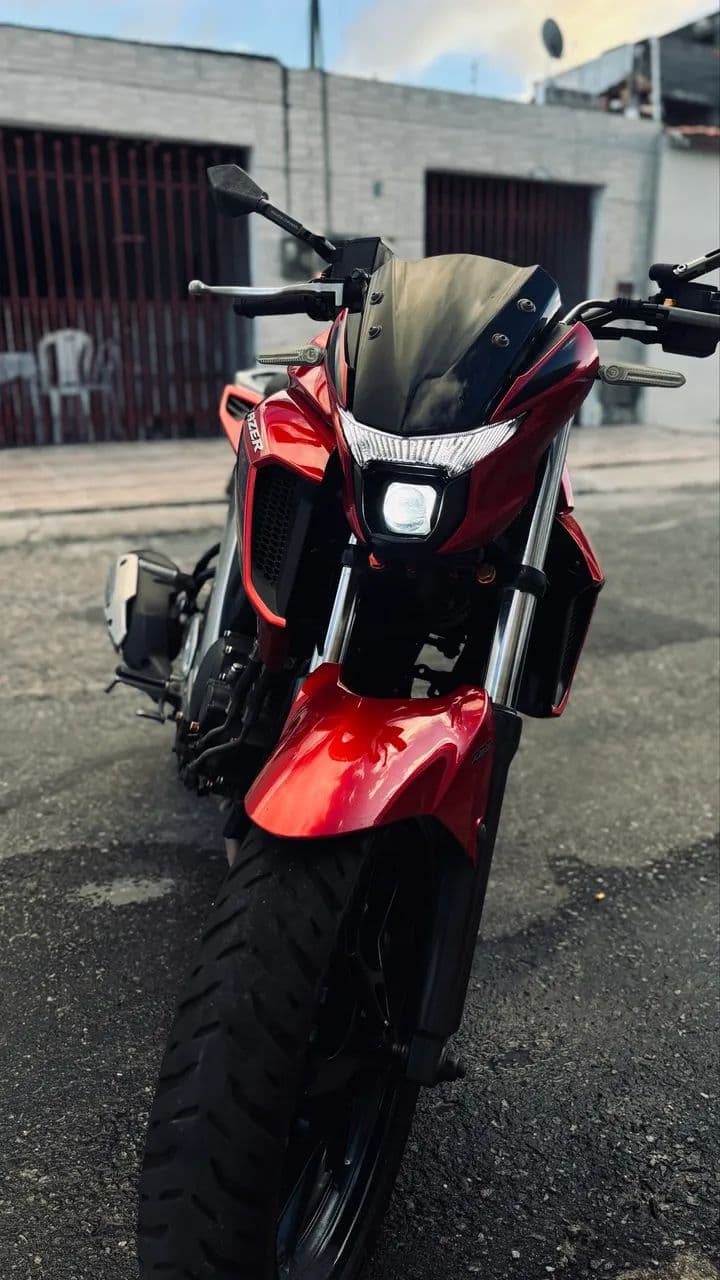 FZ25 21/22