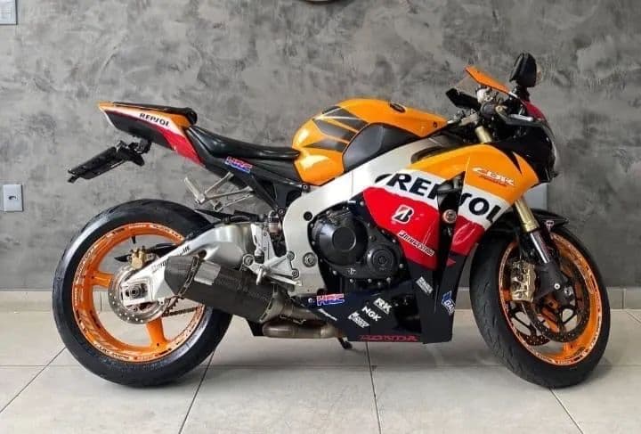Cbr Fireblade 1000 Ano 2011
