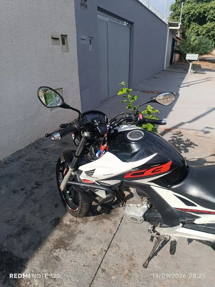 CB 250 