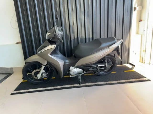 BIZ 125 