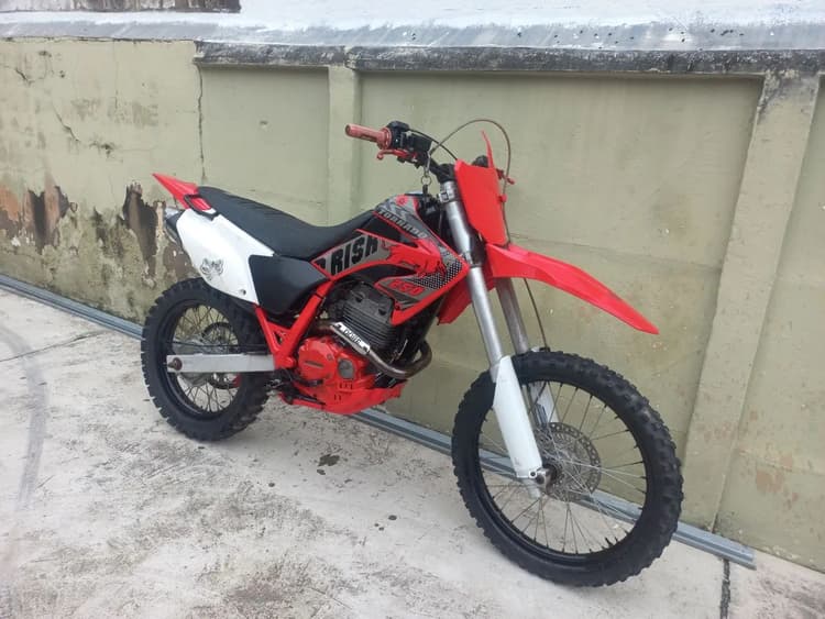 Vendo tornado 250 