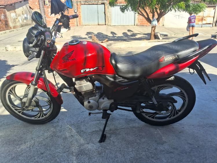 Moto super boa