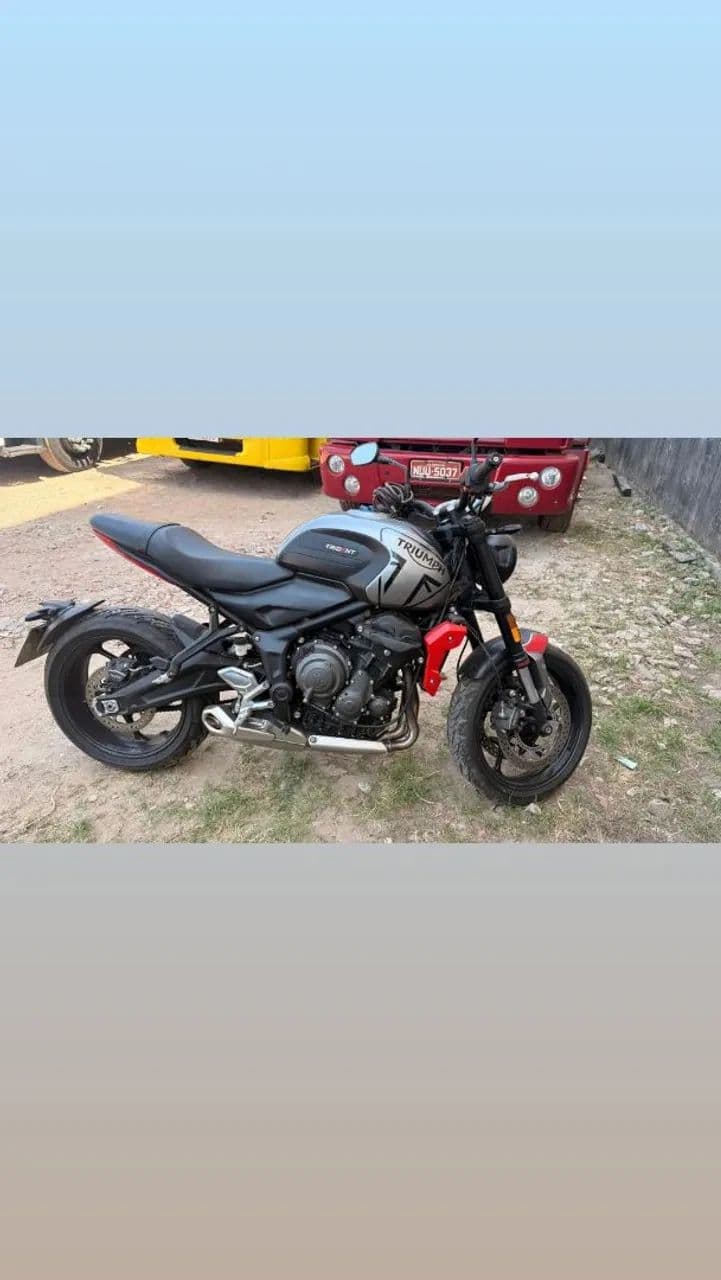 Trident extra nova