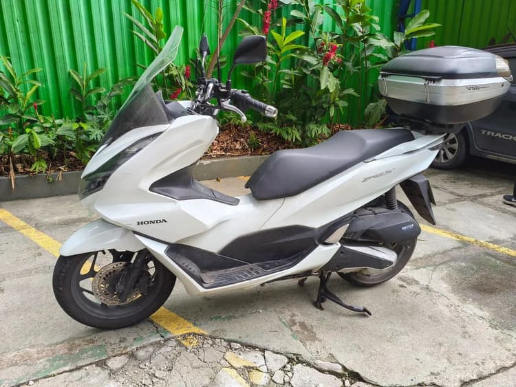 PCX 2024 branca abs
