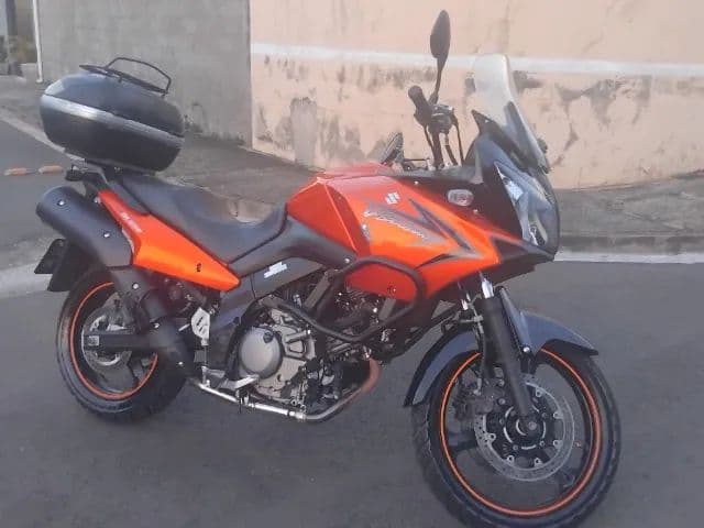 Suzuki V-STROM 650 cc 2011