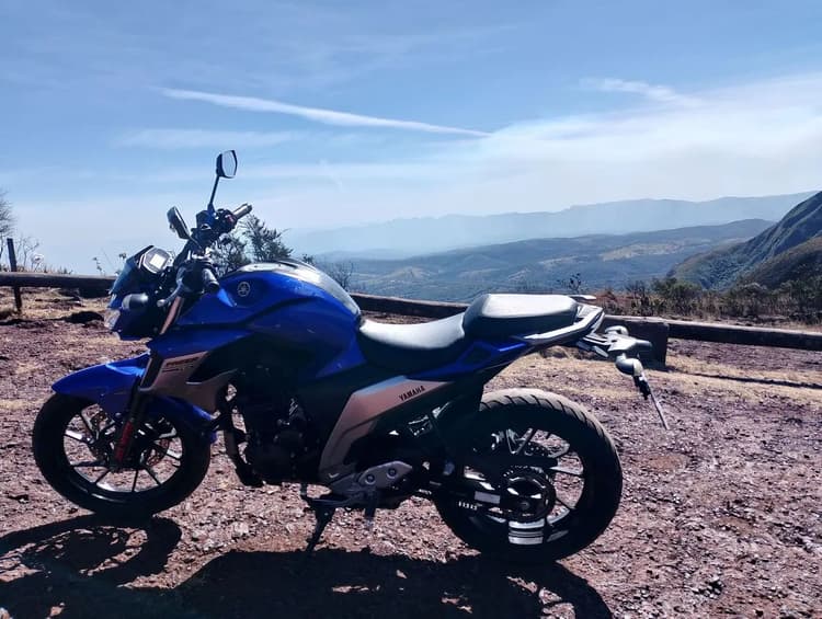 Fazer 250