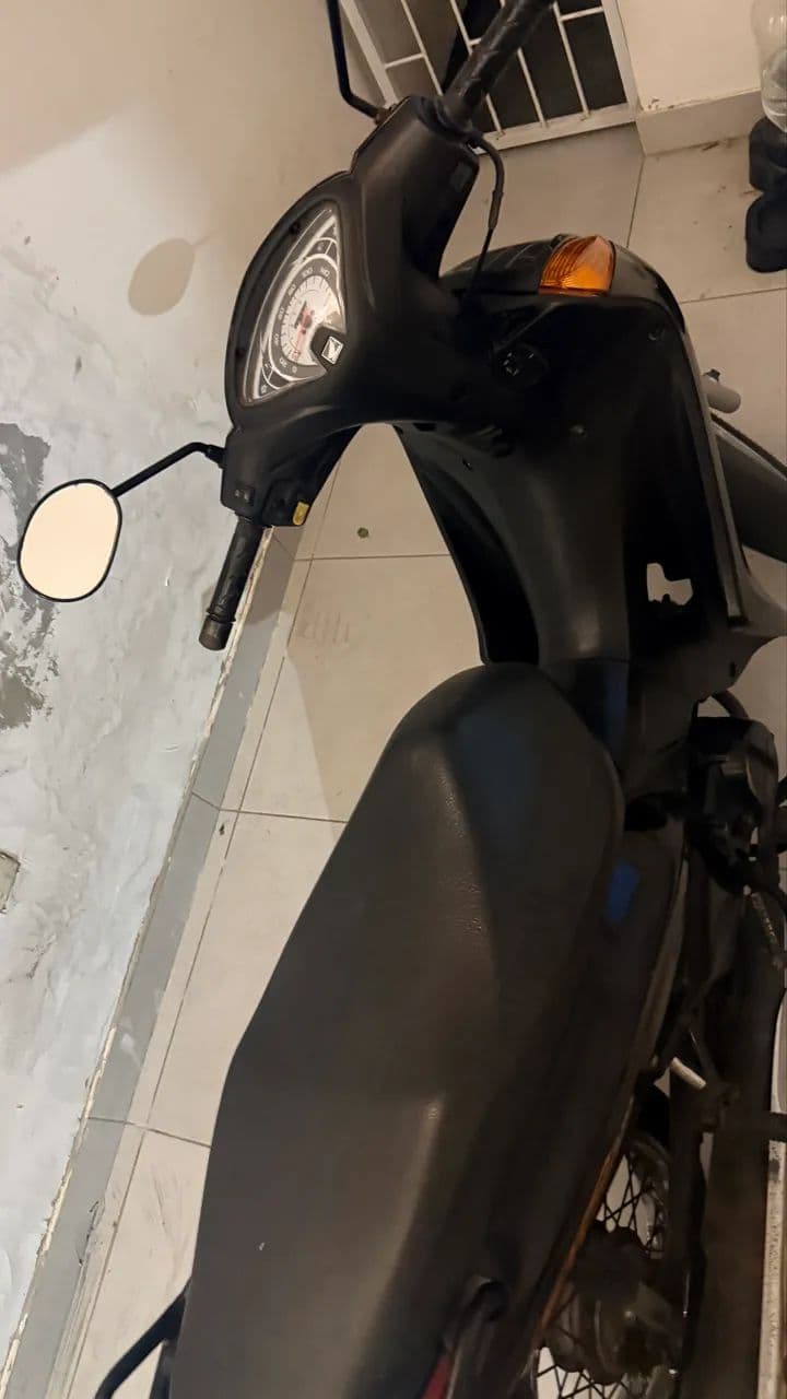 Moto biz 100 funcionando perfeitamente 