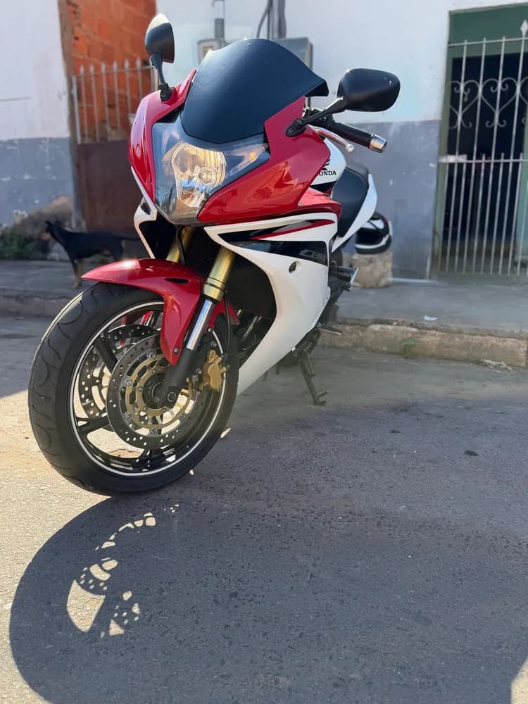 CBR 600F
