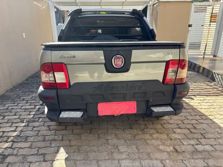Fiat Strada Adv.1.8 16V Dualogic Flex CD 2012