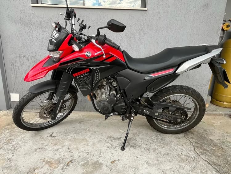 XTZ 250 2023