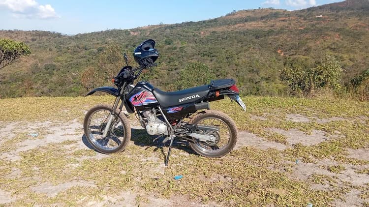 XLR125