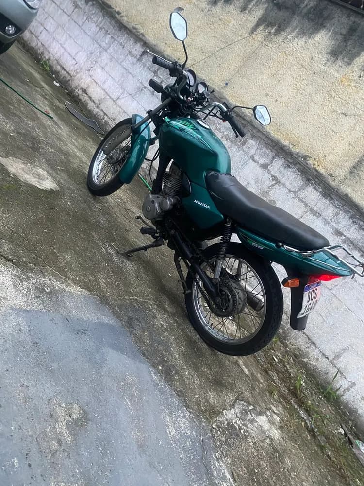 TITAN ES 125 Varetada sem detalhe 