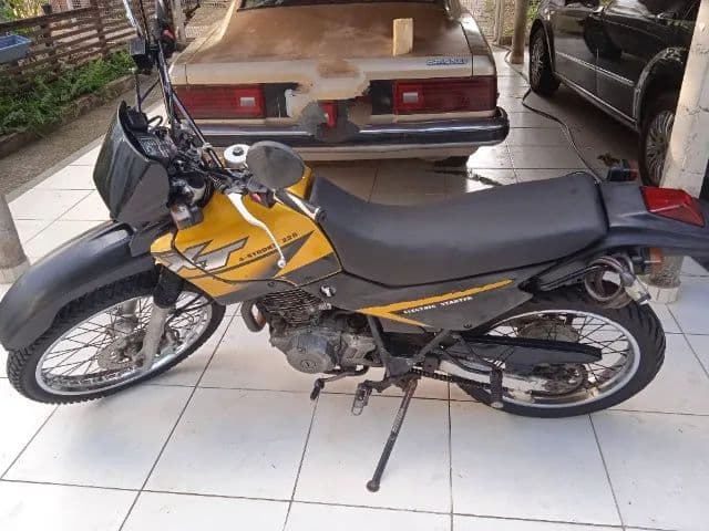 MOTO XT 225 