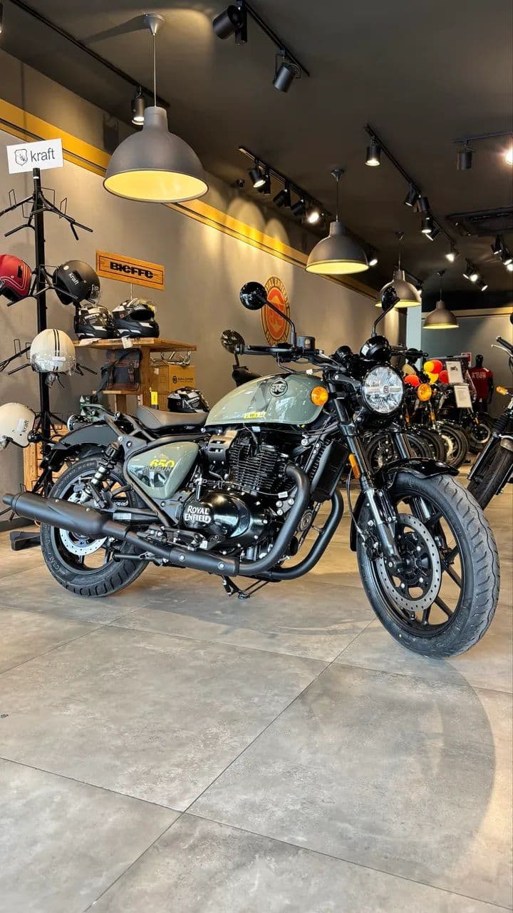 Shotgun 650 - Danielle 