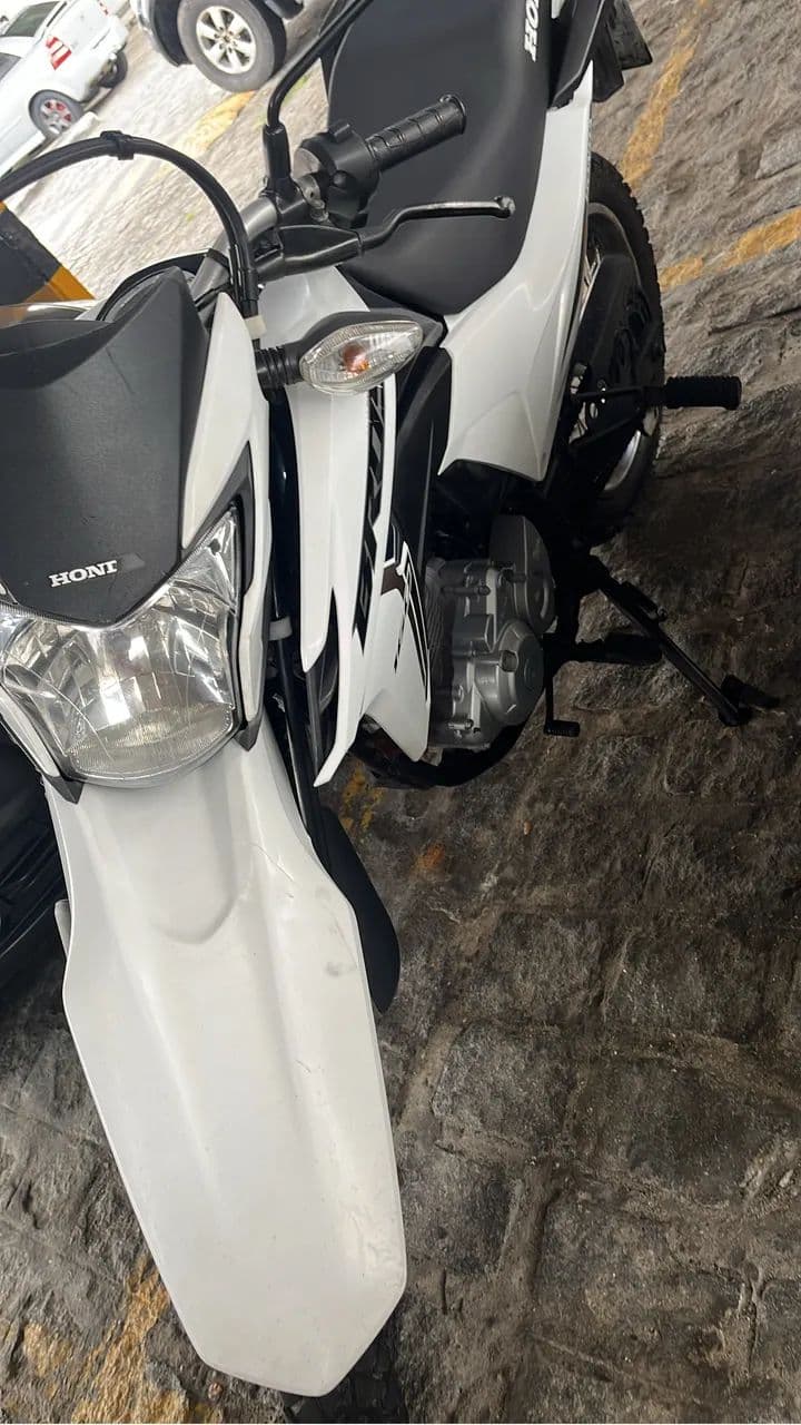 Bros 2022 branca 