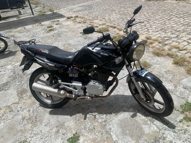 Moto strada ano 2001