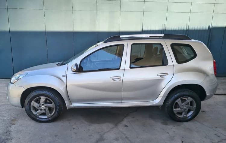 Renault Duster Dynamique 2.0 Hi-flex 16V Aut. 2013