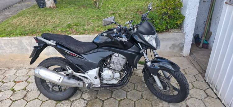 CB 300 2010