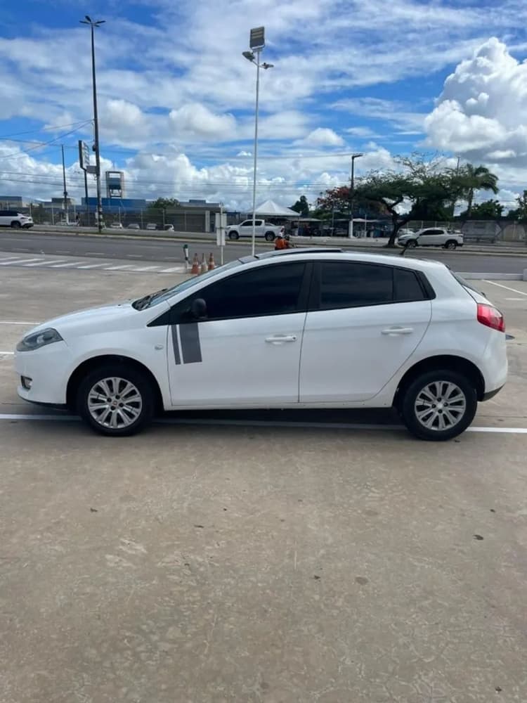 Fiat Bravo Sporting 1.8 Flex 16V 5P 2014