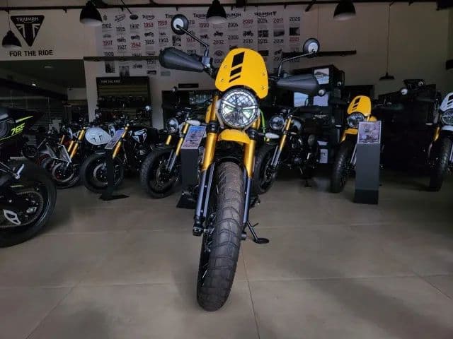Scrambler 400XC Test Ride