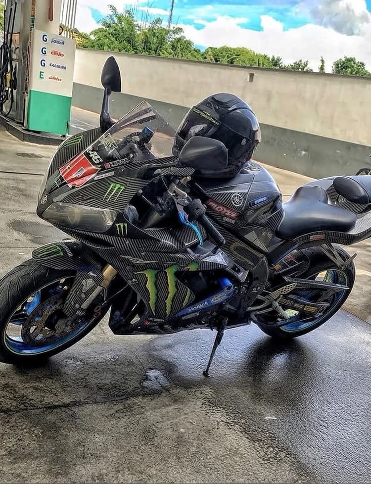 Vendo R1 2005 personalizada 