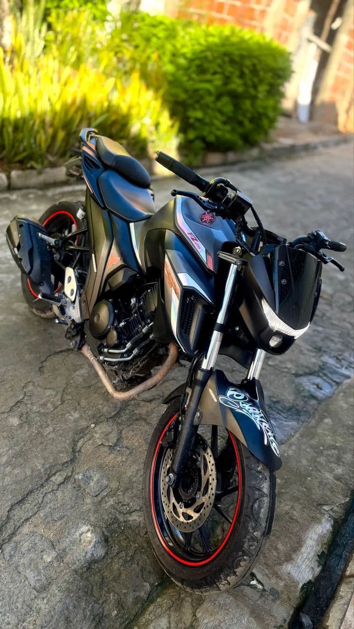 Fazer 250 - FZ25