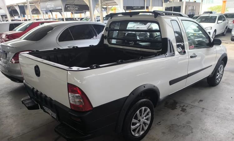 Fiat Strada 1.4 MPI Fire Flex 8V CE 2012