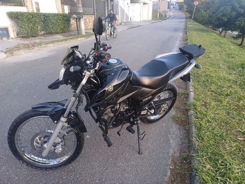 Crosser único dono