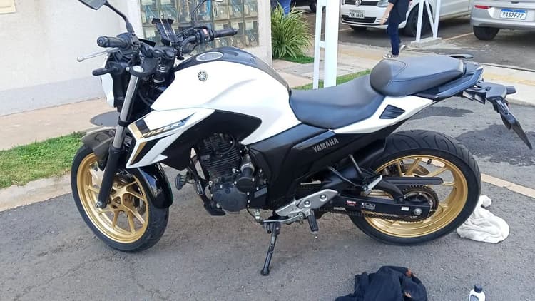Fazer 250