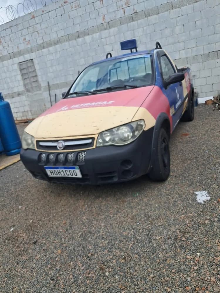 Fiat Strada 1.4 MPI Fire Flex 8V CS 2011