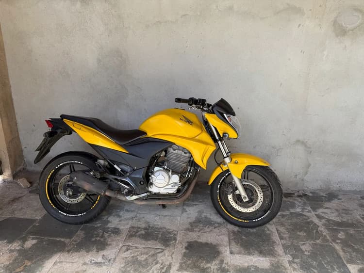 Cb300R 2012 - 34 mil km 
