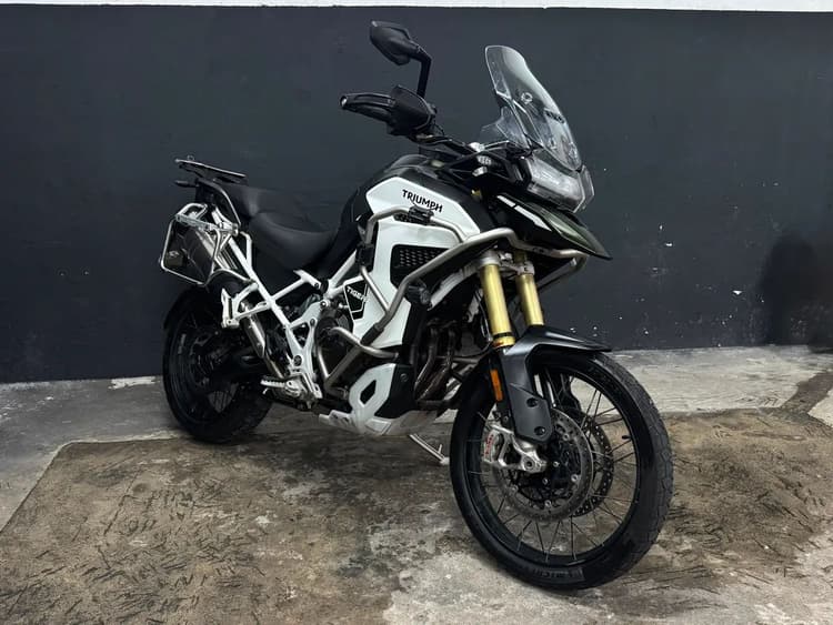 TRIUMPH TIGER 1.200CC