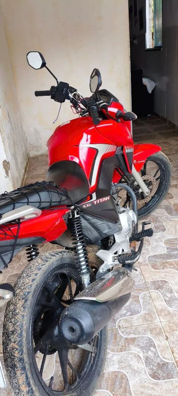 Titan 160 boa de verdade só pegar e andar 
