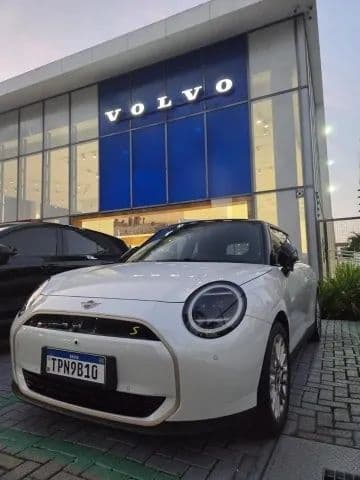 Mini Cooper SE 3P (elétrico) 2024