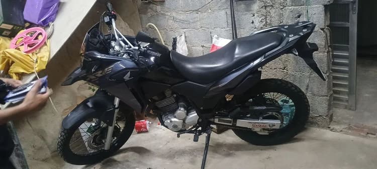 XRE 300   com 10 mil km 