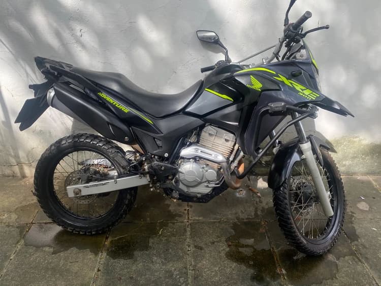 Honda XRE 2022 (Nova).
