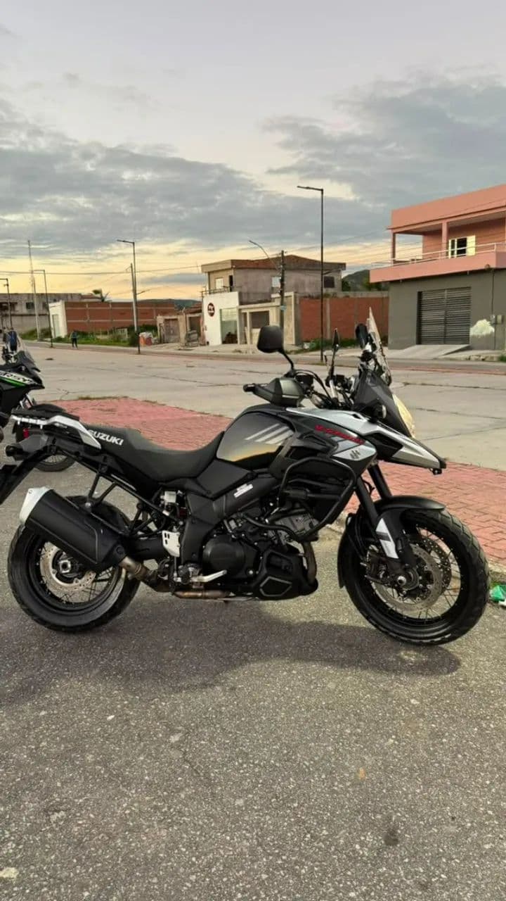 Suzuki V-Strom 1000 XT