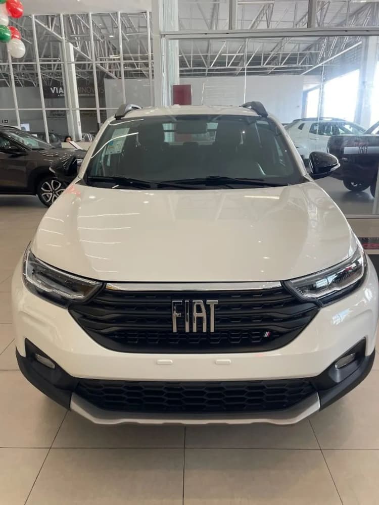 Fiat Strada Volcano 1.3 Flex 8V CD 2027