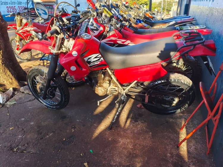 Xr200r 2002 