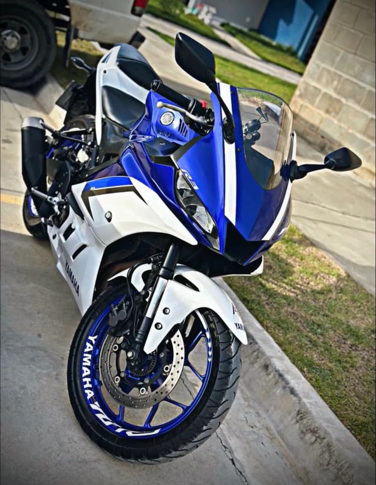 Yamaha YZF-R3 2024