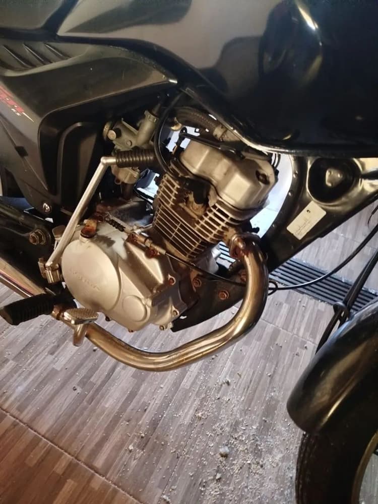 VENDO 125KS COM DEBITO (ACEITO PROPOSTAS/ NÃO ACT TROCA)