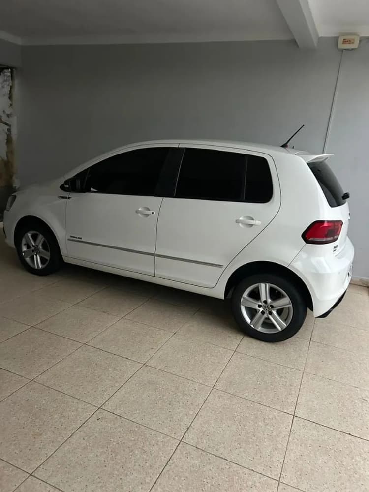 Volkswagen Fox Highline 1.6 Flex 16V 5P 2016