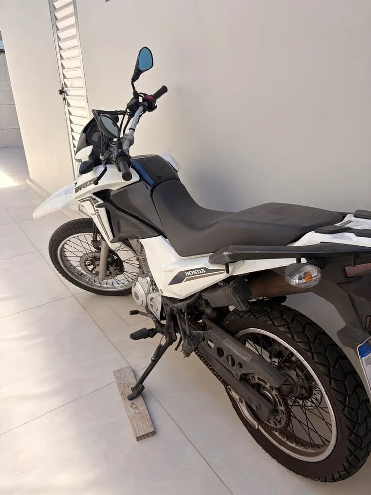 Moto Bros 2023