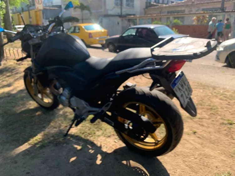 CB 300R 2015 flex Muito bem cuidada