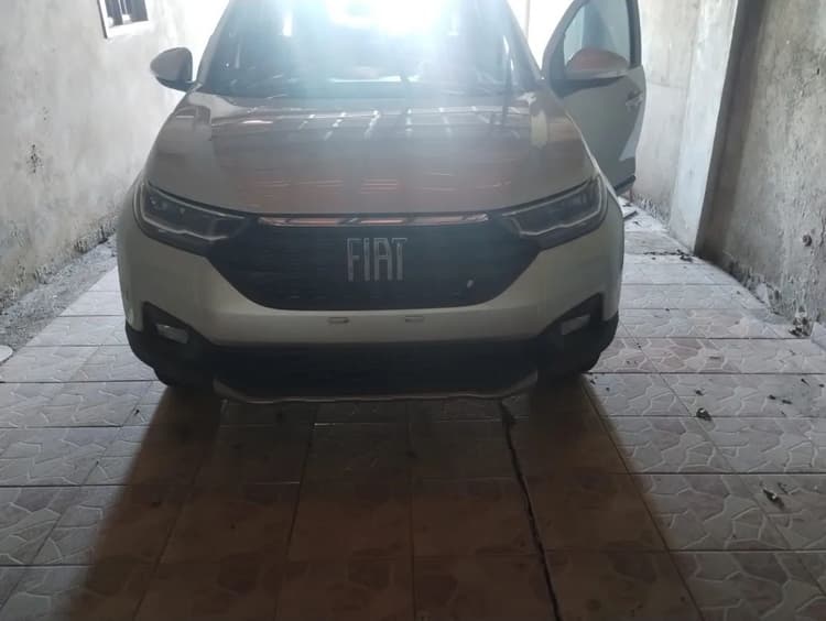 Fiat Strada Volcano 1.3 Flex 8V CD 2023